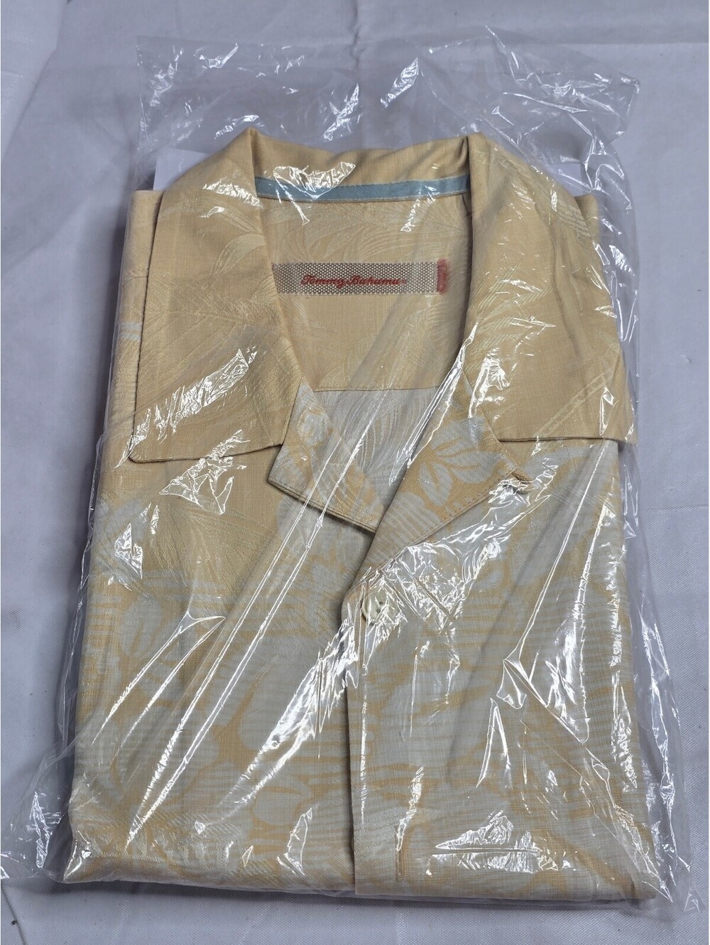 Tommy Bahama Men's 100% Silk Camp Shirt NWT Size L Yellow Palm Print Hawaiian